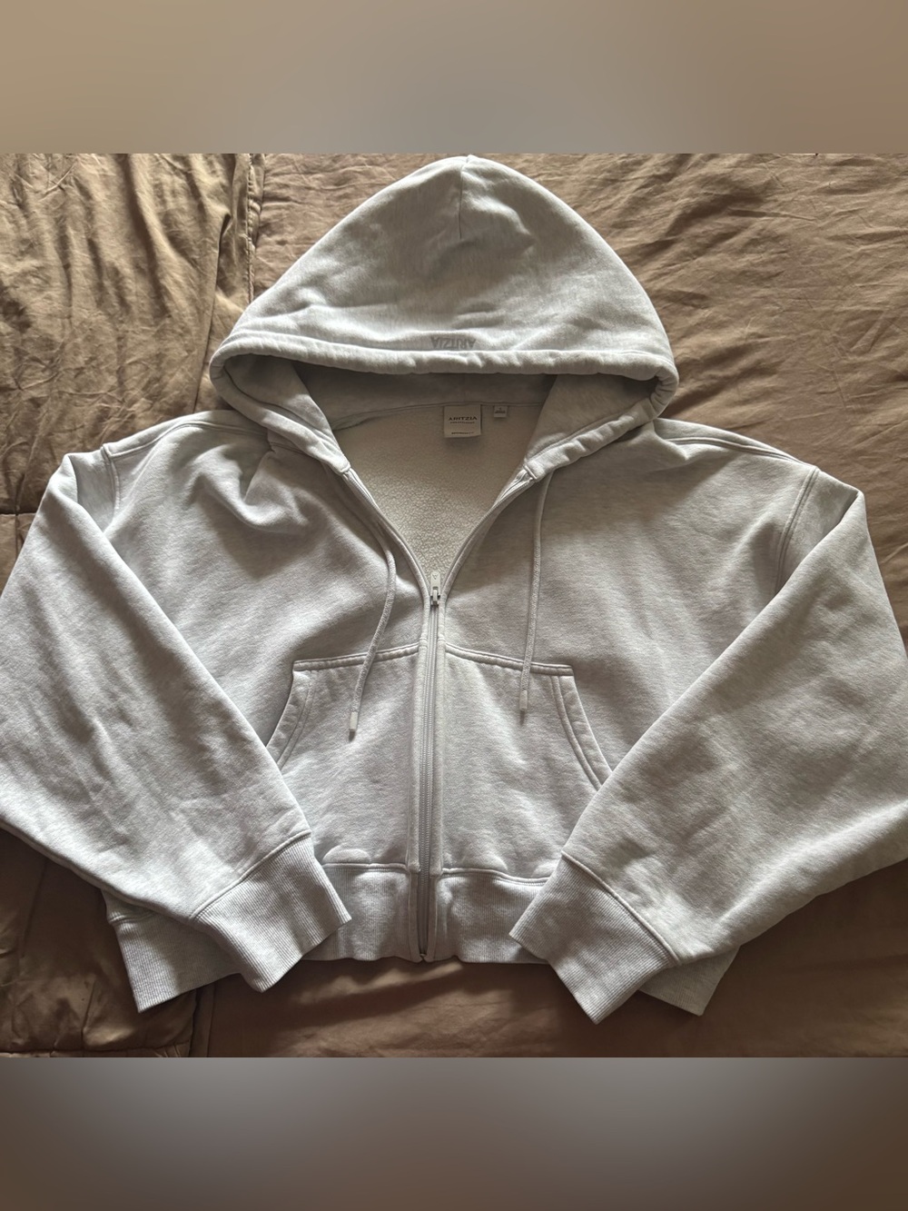 Aritzia Cozy Sweatfleece Boyfriend Boxy Zip Hoodie; Heather Cloud White